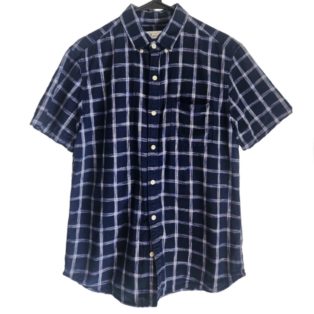 GAP Standard Fit Size Medium Plaid Short Sleeve Business Casual Navy Whi…